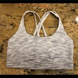 Lululemon Energy Bra sz 6